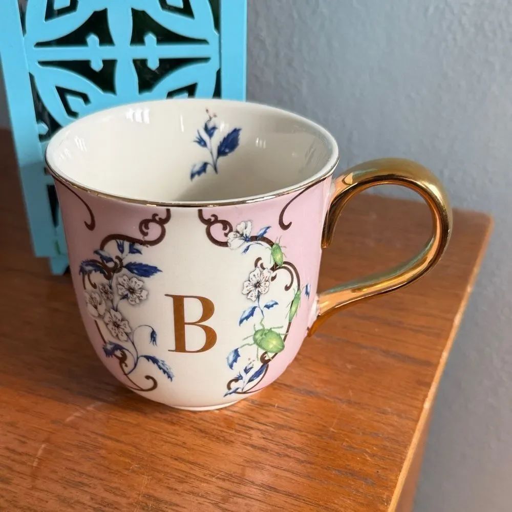 Anthropologie Lou Rota Nature Table Monogram Mug